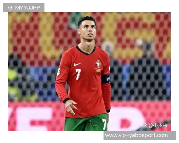 C罗分享葡萄牙队训练瞬间全力备战世预赛坚定信念不负使命